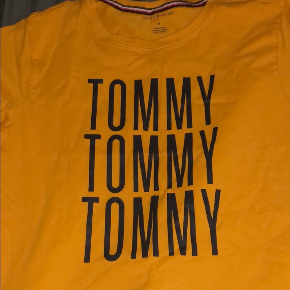 Tommy Hilfiger crop top